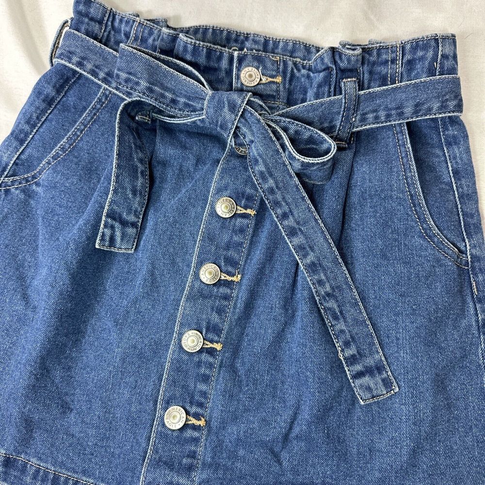 American Eagle Women's 2 Jean Skirt Super High Rise A-Line Belt‎ Button Front